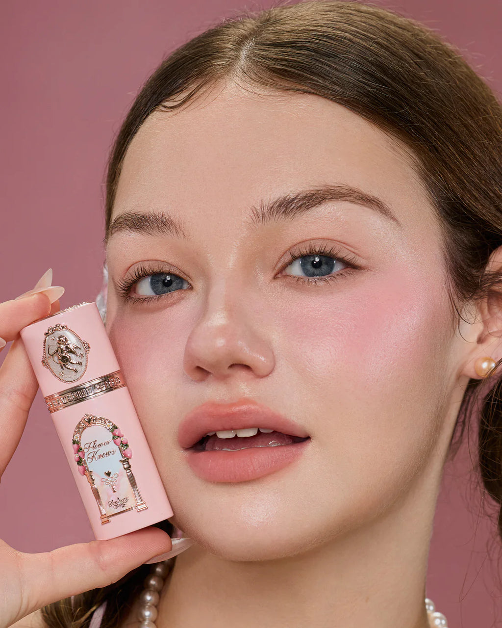 Flower Knows - Strawberry Cupid Blush - 01 Frosty Strawberry