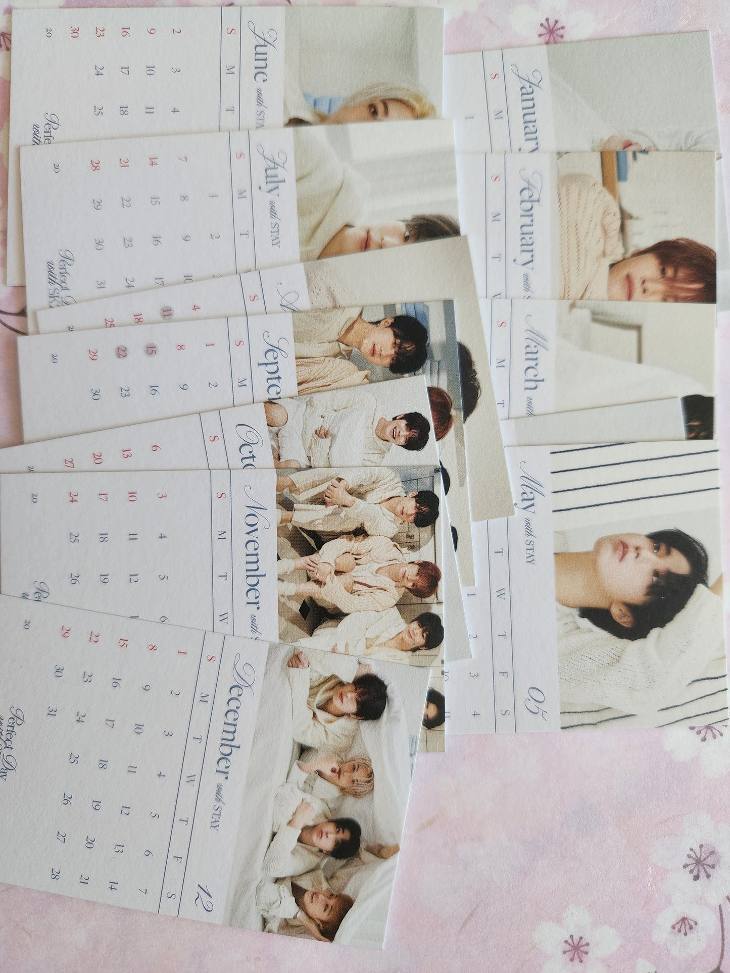 Stray kids Season Greetings 12 meses mini calendar