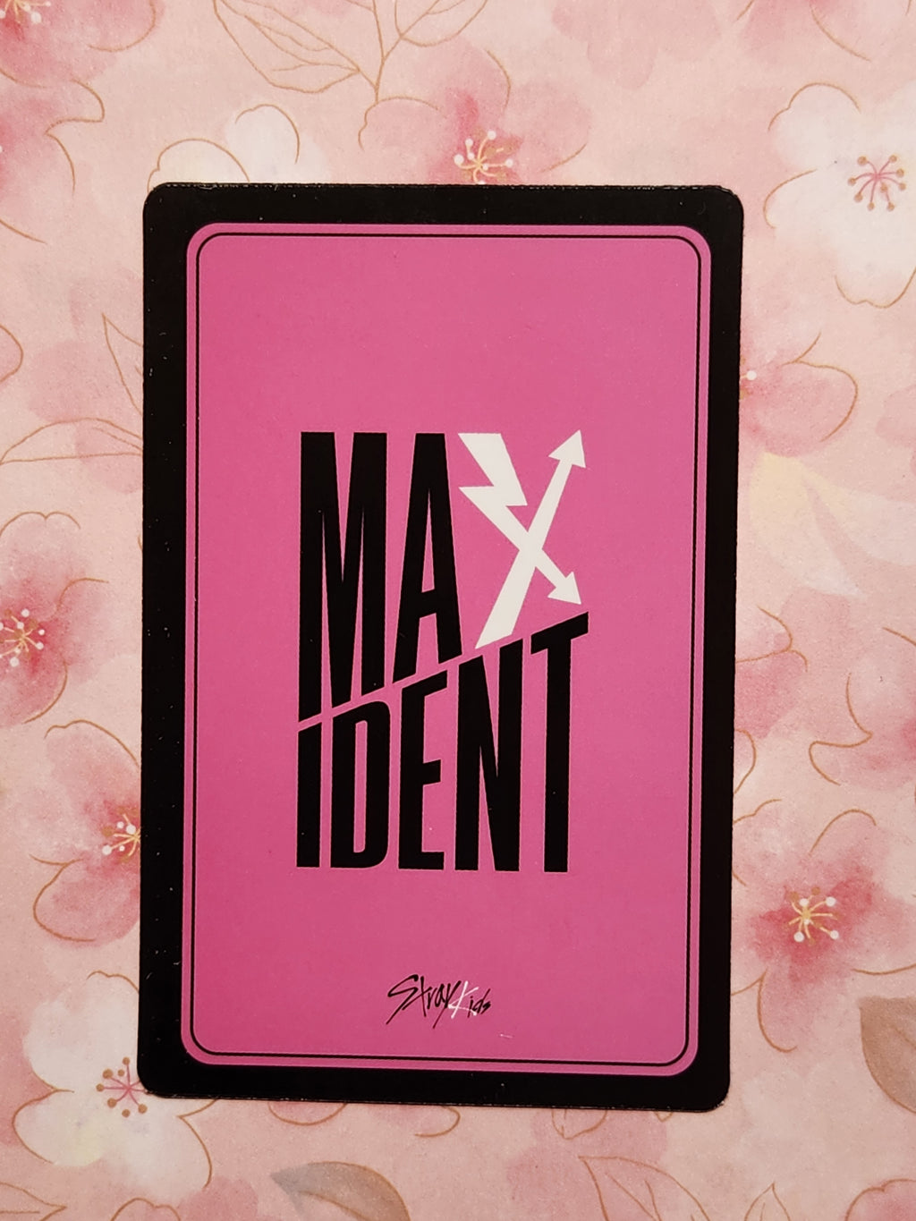 Hyunjin MAXIDENT JYP Shop