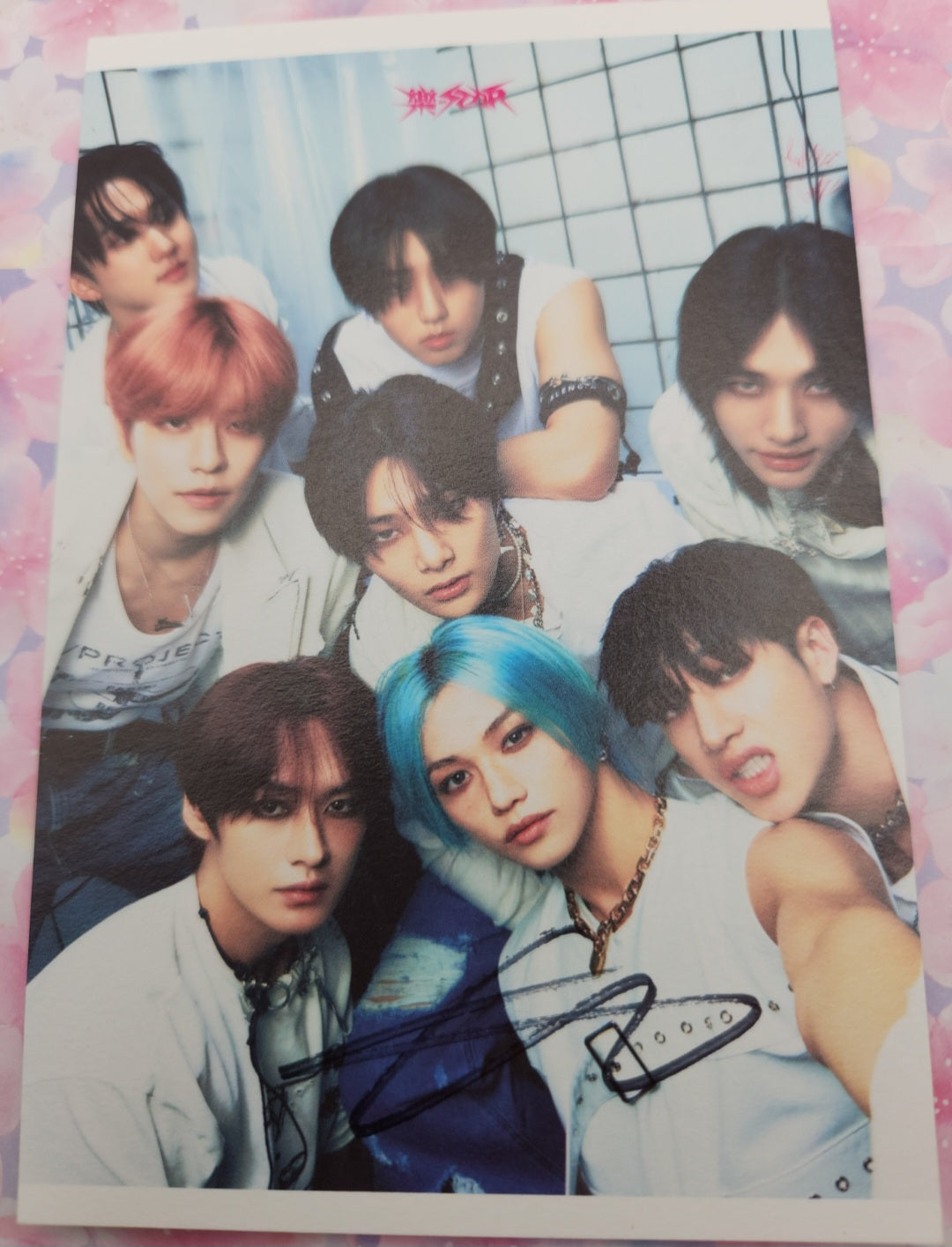 Stray kids - Rock Star Postcard oficial Firma: Lee know