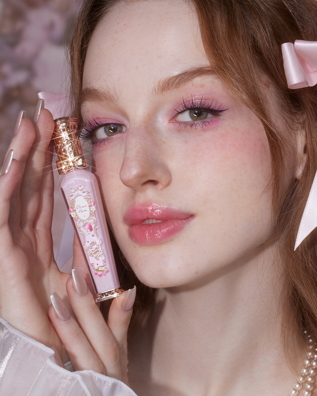 Flower Knows Violet Strawberry Roccoco- Lipgloss G01