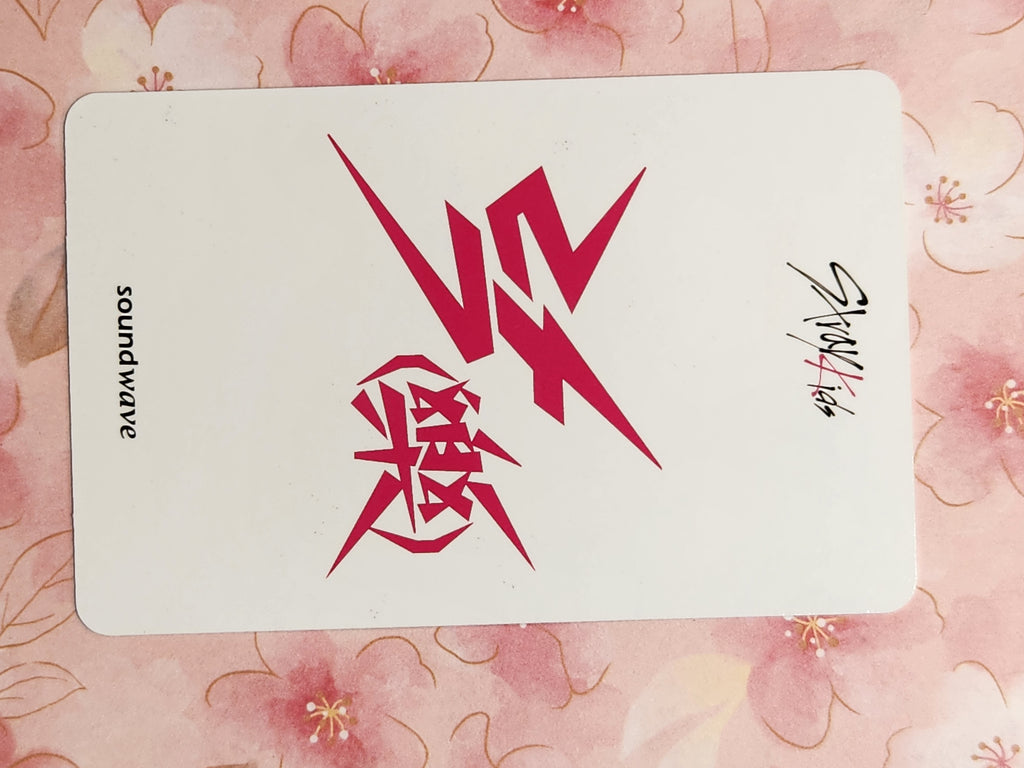 Hyunjin Rockstar Pop-up store 50k won benefit pc