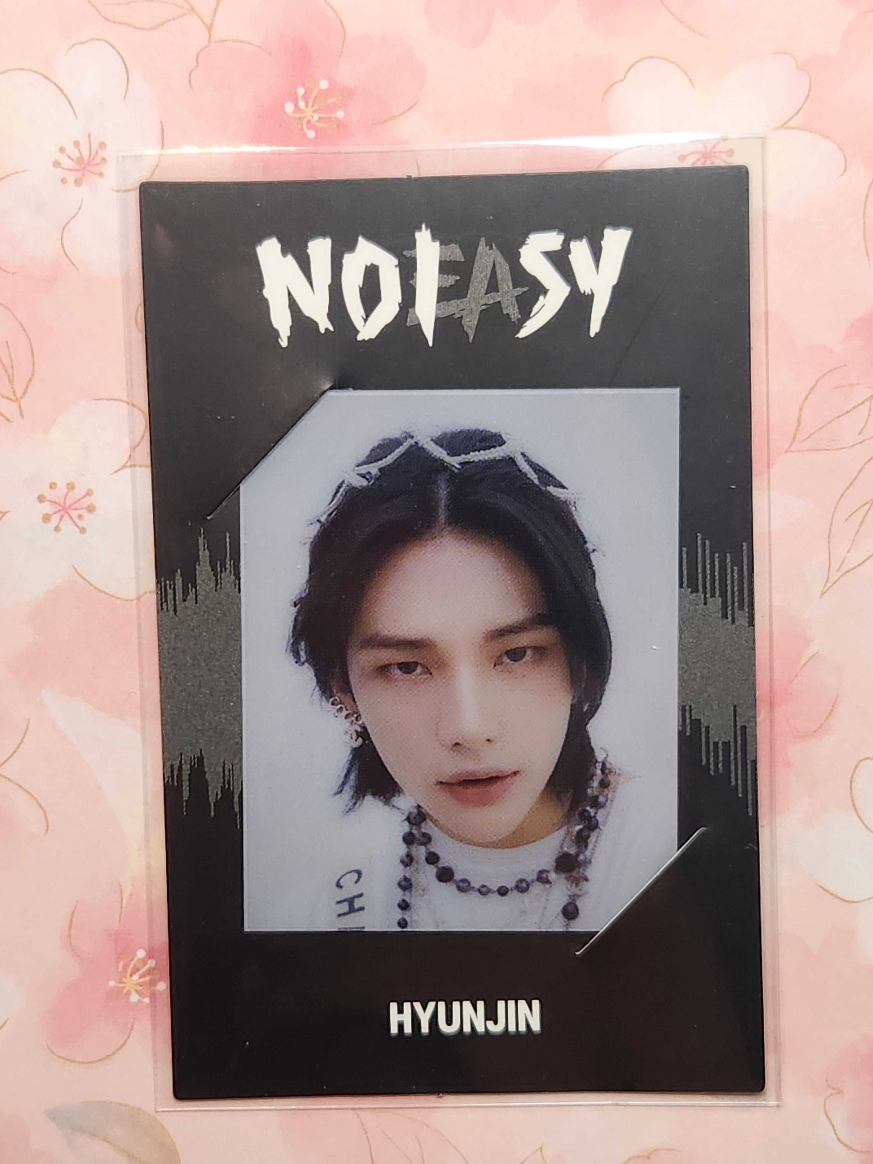 Hyunjin No Easy Frame pc