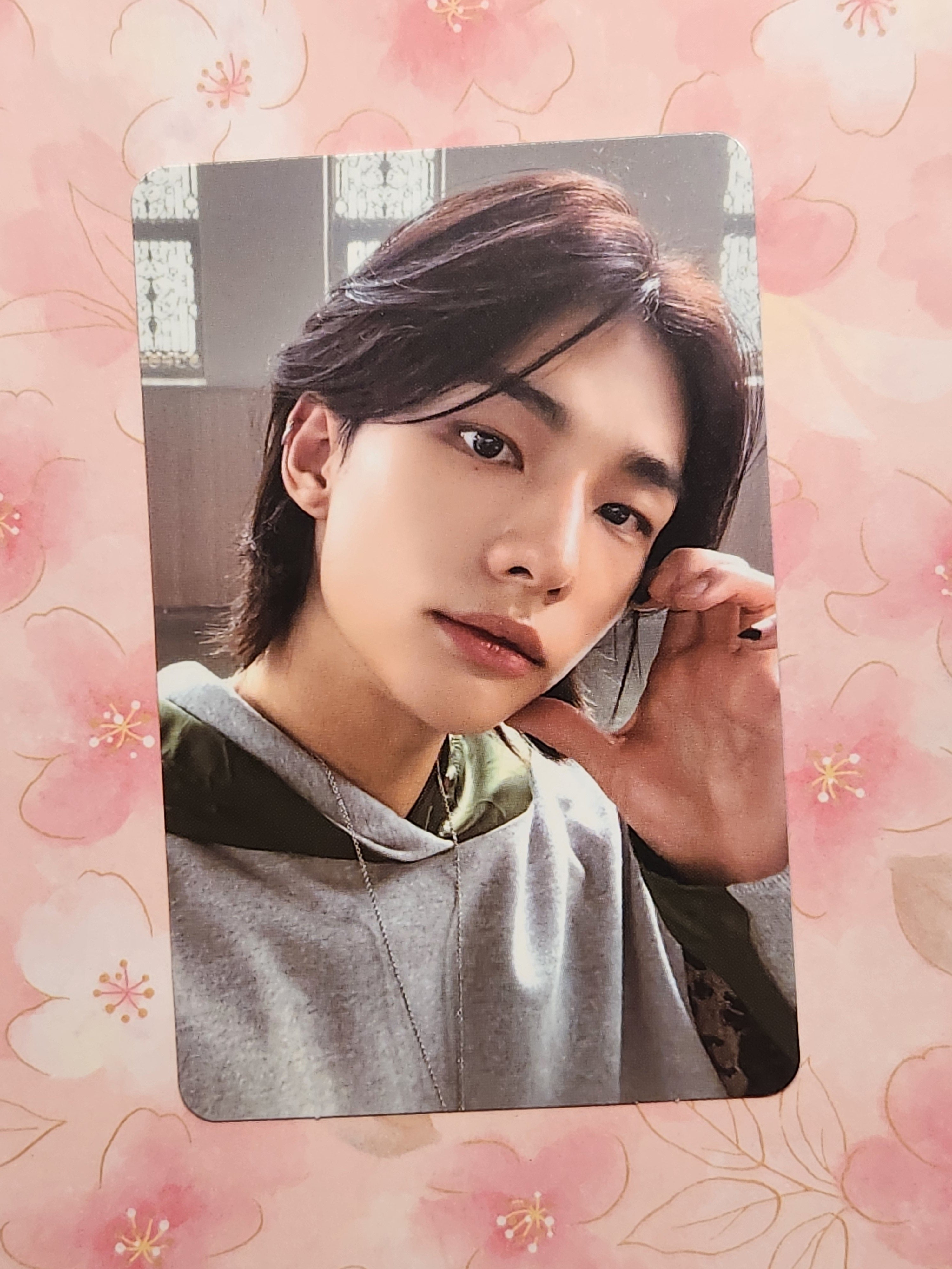 Hyunjin Rockstar Pop-up store 50k won benefit pc